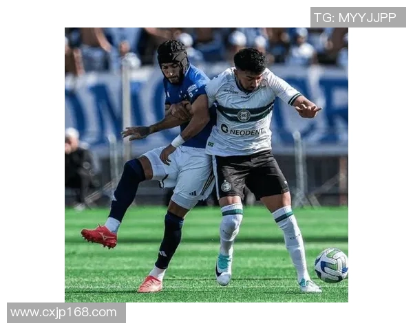 巴塞罗那与格雷米奥的精彩对决揭示足球战术的魅力与激情